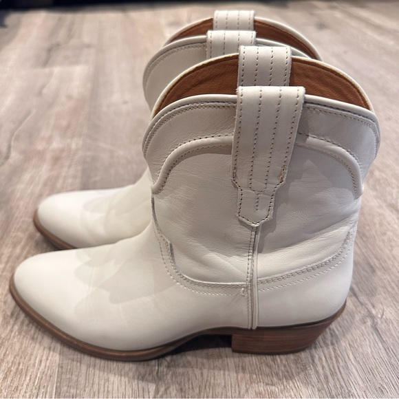 Dingo White Seguaro Leather Ankle Boots size 9.5 - Picture 4 of 8